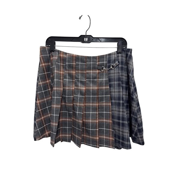 Avec Les Filles Plaid Pleated Mini Skirt With Side Buckle Accent Size L - Picture 2 of 9